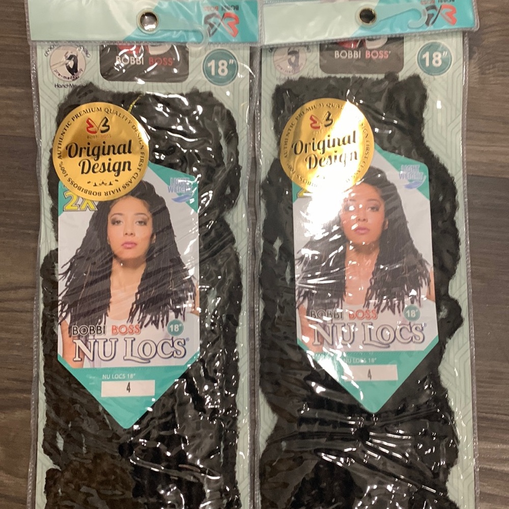 Bundle of Bobbi Boss Nu Locs 18”